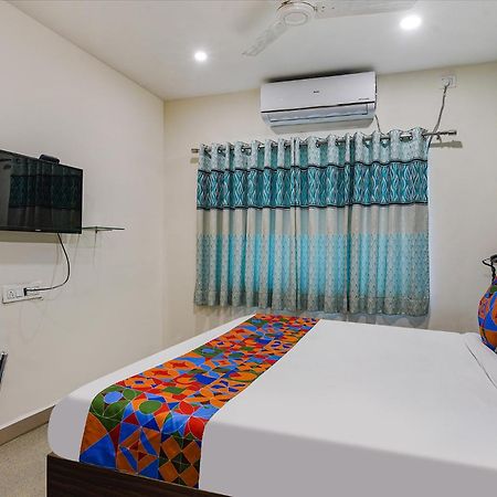 Fabhotel Jkc Grand - Hitech City Hyderabad Exterior foto